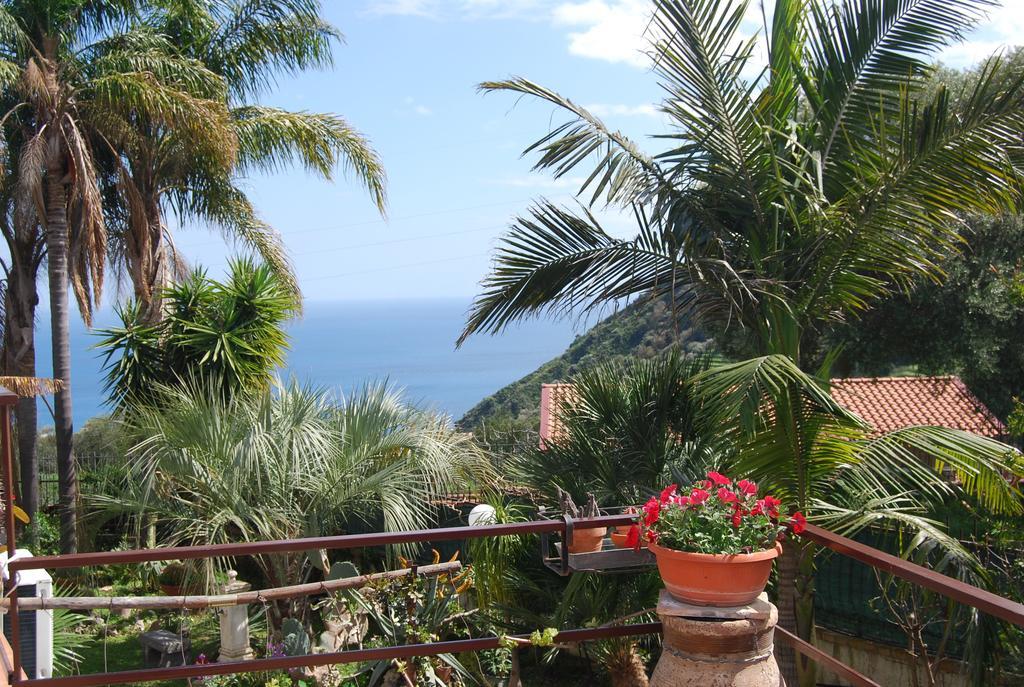 Holidaysora Taormina - Il Giardino Di Graziella Buitenkant foto