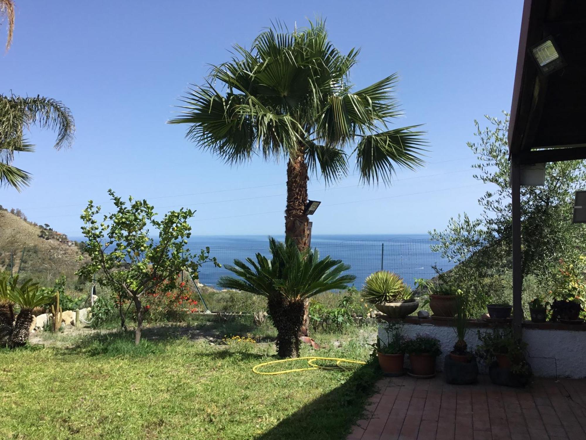 Holidaysora Taormina - Il Giardino Di Graziella Buitenkant foto