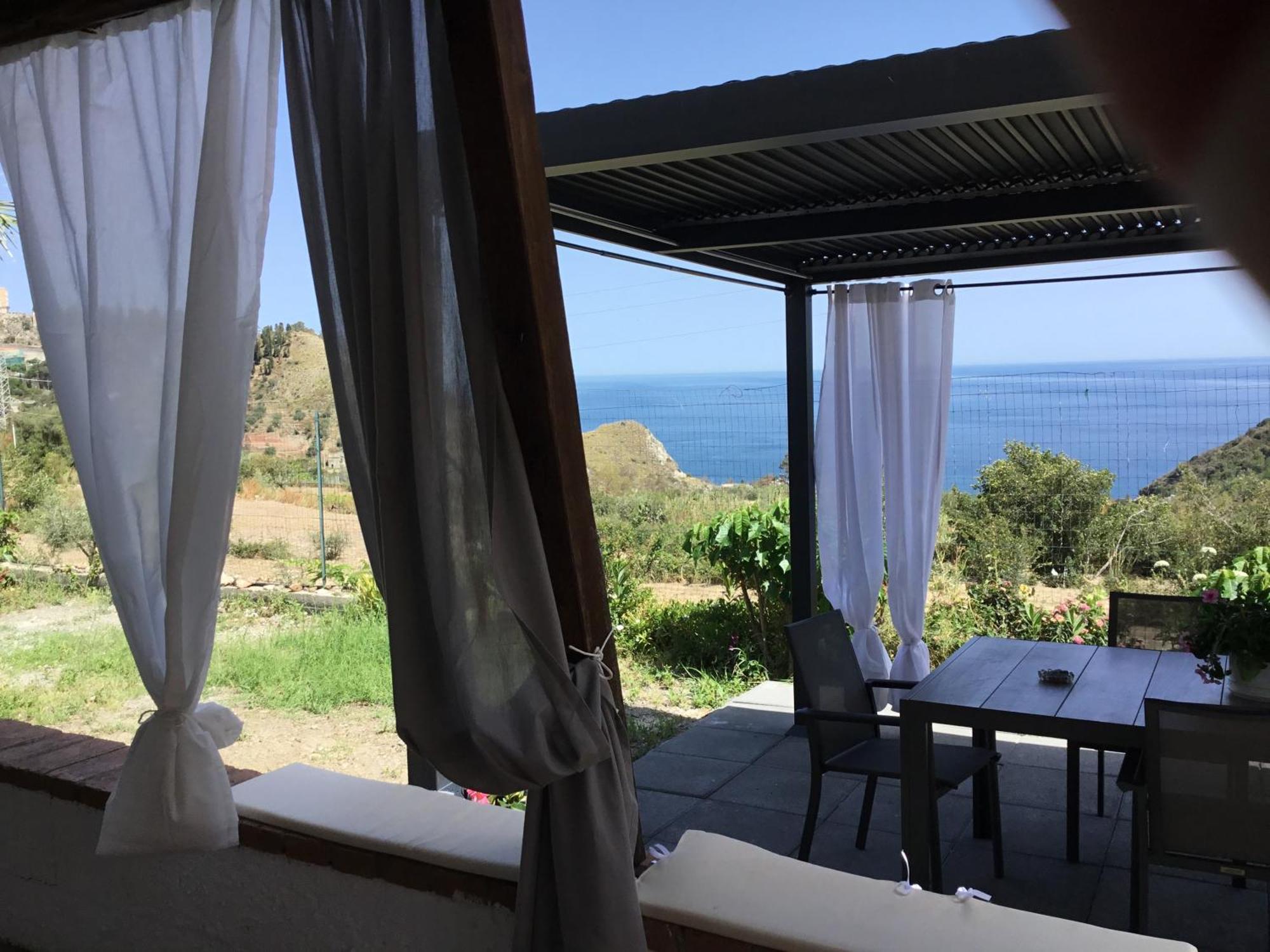 Holidaysora Taormina - Il Giardino Di Graziella Buitenkant foto