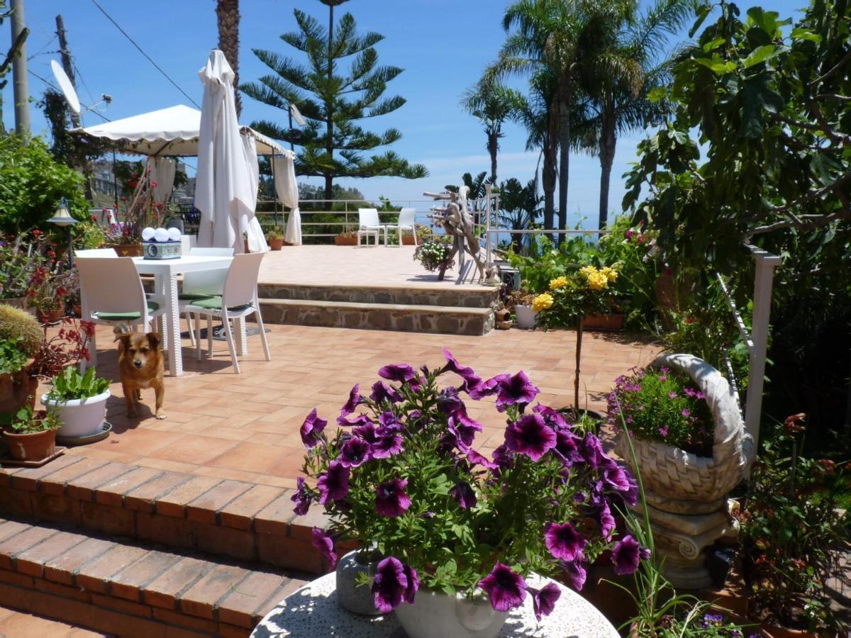 Holidaysora Taormina - Il Giardino Di Graziella Buitenkant foto