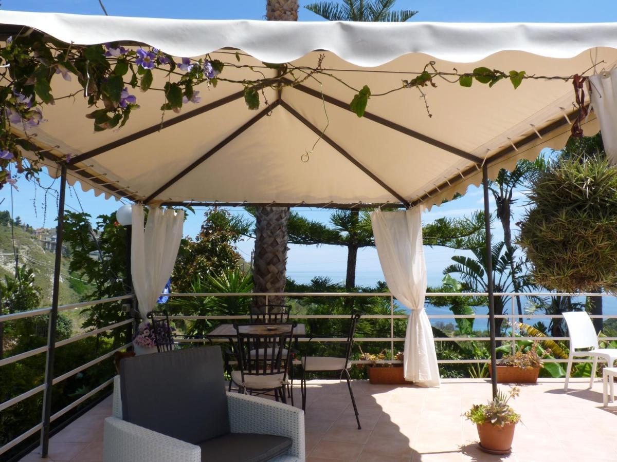 Holidaysora Taormina - Il Giardino Di Graziella Buitenkant foto